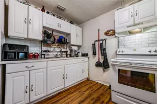 5945 20th St, Zephyrhills, FL 33542 - Photo 9