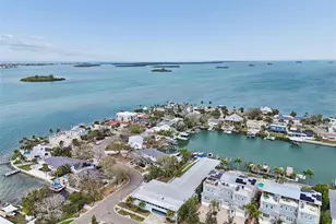 300 Venetian Dr, Clearwater, FL 33755 - Photo 35