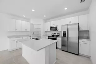 12423 Whisk Ct, Hudson, FL 34669 - Photo 5