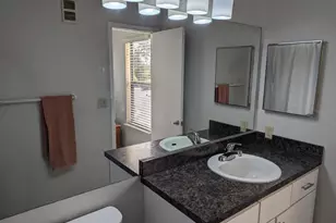 11901 N 4th Street N, Saint Petersburg, FL 33716 - Photo 17