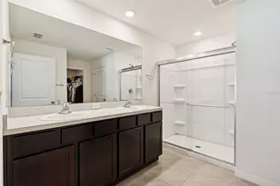 37099 Goffaux Loop, Zephyrhills, FL 33541 - Photo 23