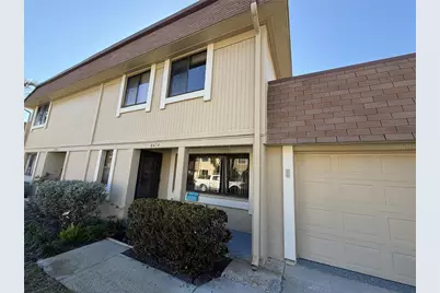 8414 17th Street N, Saint Petersburg, FL 33702 - Photo 3