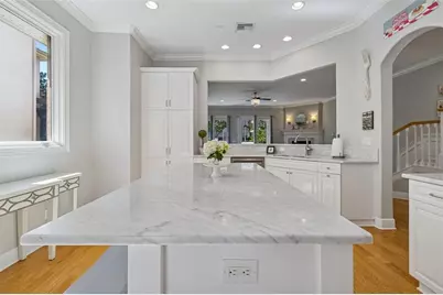 610 Saxony Boulevard, Saint Petersburg, FL 33716 - Photo 13