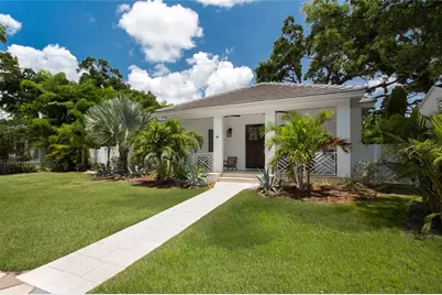 335 16th Avenue NE, Saint Petersburg, FL 33704 - Photo 3