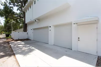 335 16th Avenue NE, Saint Petersburg, FL 33704 - Photo 35