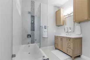 494 39th Ave N, Saint Petersburg, FL 33703 - Photo 39