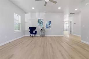 494 39th Ave N, Saint Petersburg, FL 33703 - Photo 13