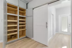 494 39th Ave N, Saint Petersburg, FL 33703 - Photo 27