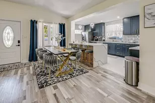 1826 Country Club Rd N, Saint Petersburg, FL 33710 - Photo 21