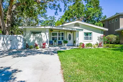 1826 Country Club Road N, Saint Petersburg, FL 33710 - Photo 15