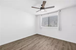 9613 Tara Cay Ct, Seminole, FL 33776 - Photo 35