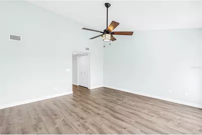 9613 Tara Cay Court, Seminole, FL 33776 - Photo 23