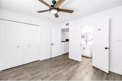 9613 Tara Cay Court, Seminole, FL 33776 - Photo 19