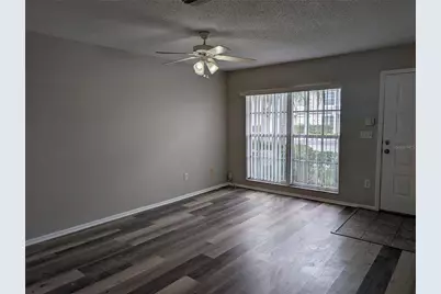 414 Kensington Lake Circle, Brandon, FL 33511 - Photo 5