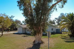 1144 Pineland Ave, Venice, FL 34285 - Photo 41