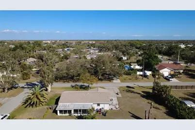 1144 Pineland Avenue, Venice, FL 34285 - Photo 37