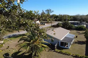 1144 Pineland Ave, Venice, FL 34285 - Photo 33