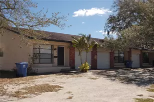 9201 7th St N, Saint Petersburg, FL 33702 - Photo 13