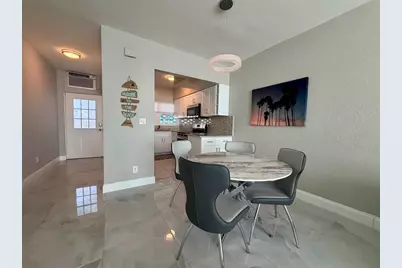 7050 Sunset Way #7, Saint Pete Beach, FL 33706 - Photo 5