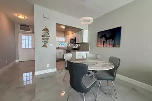 7050 Sunset Way, Saint Pete Beach, FL 33706 - Photo 5