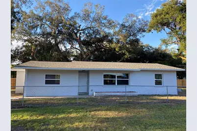 38415 9th Avenue, Zephyrhills, FL 33542 - Photo 1