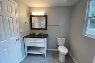 38415 9th Ave, Zephyrhills, FL 33542 - Photo 27