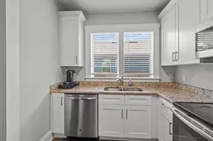 1009 E Curtis St, Tampa, FL 33603 - Photo 25