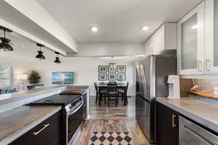 6511 Augusta Blvd, Seminole, FL 33777 - Photo 11