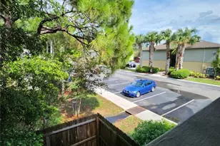 221 Red Cedar Pl, Brandon, FL 33510 - Photo 15