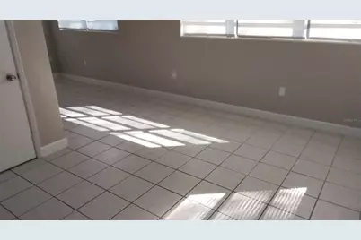 327 Barbara Circle, Belleair, FL 33756 - Photo 9