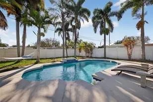 3911 21st St N, Saint Petersburg, FL 33714 - Photo 3