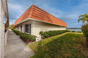 19029 US 19 Hwy N, Clearwater, FL 33764 - Photo 7