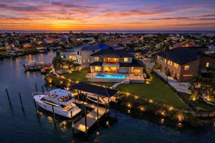 901 Capriccio Ln, Apollo Beach, FL 33572 - Photo 1