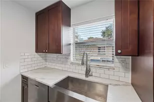 1617 N Madison Ave, Clearwater, FL 33755 - Photo 9