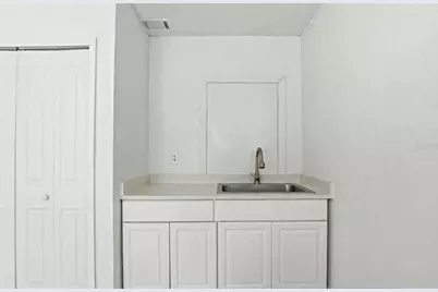 2521 W Crest Avenue, Tampa, FL 33614 - Photo 51