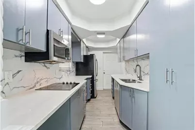 2521 W Crest Avenue, Tampa, FL 33614 - Photo 11