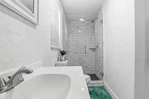 2521 W Crest Ave, Tampa, FL 33614 - Photo 27