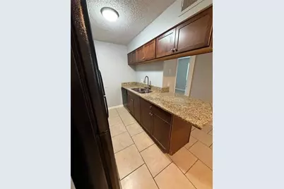 226 Berry Tree Place #226, Brandon, FL 33510 - Photo 7