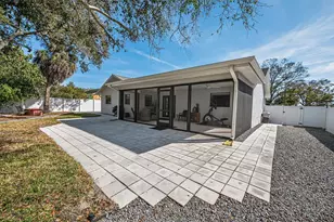 1533 Foxcroft Dr W, Palm Harbor, FL 34683 - Photo 35