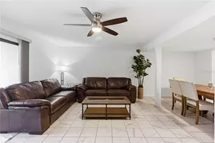 14804 Winding Creek Ct, Tampa, FL 33613 - Photo 9