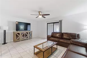 14804 Winding Creek Ct, Tampa, FL 33613 - Photo 11