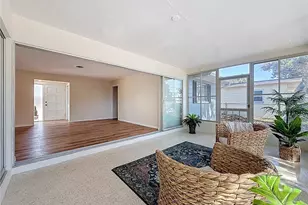 11366 88th Ave, Seminole, FL 33772 - Photo 9