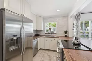 1618 San Charles Dr, Dunedin, FL 34698 - Photo 13