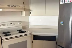 6924 Stonesthrow Cir N, Saint Petersburg, FL 33710 - Photo 5