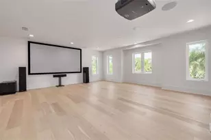 6012 Kipps Colony Dr E, Gulfport, FL 33707 - Photo 81