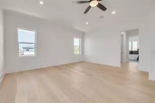 6012 Kipps Colony Dr E, Gulfport, FL 33707 - Photo 83