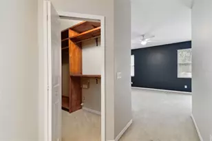 8106 Kendelwick Ct, Tampa, FL 33647 - Photo 31