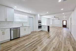 1205 E Emma St, Tampa, FL 33603 - Photo 13