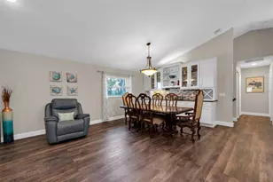 9901 Bay Dr, Gibsonton, FL 33534 - Photo 13