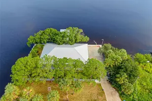 9901 Bay Dr, Gibsonton, FL 33534 - Photo 83